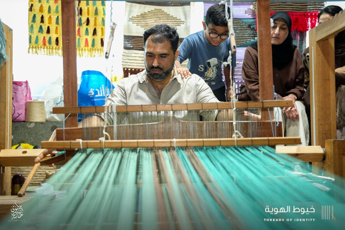 The looms of Bani Jamra