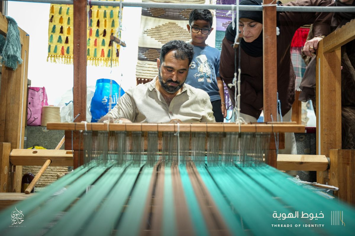 The looms of Bani Jamra